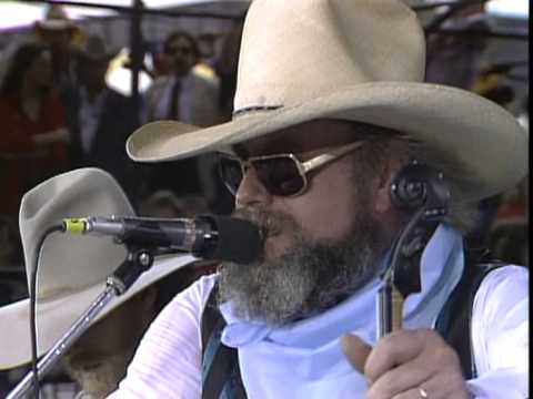 Charlie Daniels Band - The Devil Went Down To Georgia (Live at Farm Aid 1985)