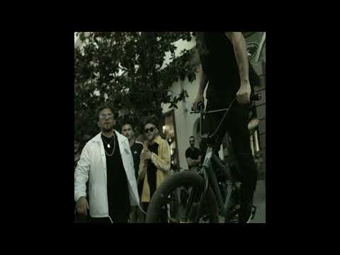 iLLEOo x Hawk - Keef [Official Instrumental] (Prod. by Benz)