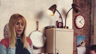 Bee Bee&#39;s Song - Sonic Youth