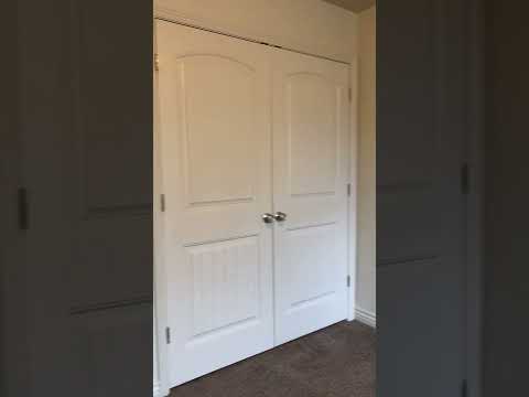 Garage, Pool & 3 Weeks Rent Free | Spacious 3 Bed 2.5 Bath Townhome in West Haven! property video