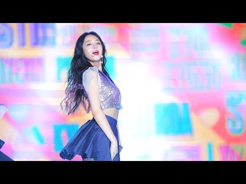 PRISTIN(프리스틴) _ WEE WOO@ 170901 [4k Fancam/직캠] By TheGsd