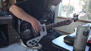 Video thumbnail for Rickenbacker 4003 Geddy Lee tone demo by Joe Hoyle