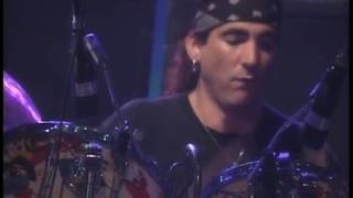 Santana - Introduction, Spirits Dancing in the Flesh (Sacred Fire Live in Mexico)