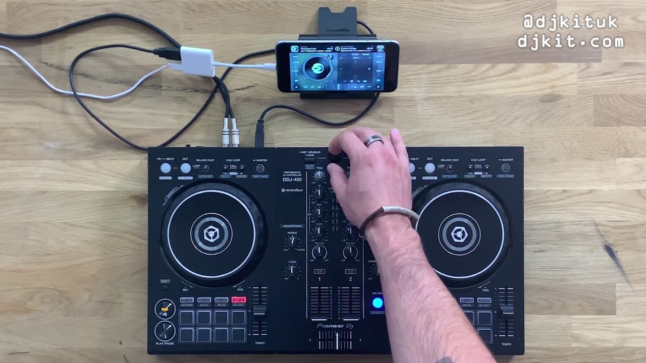 Pioneer DJ DDJ-400 Rekordbox DJ Controller