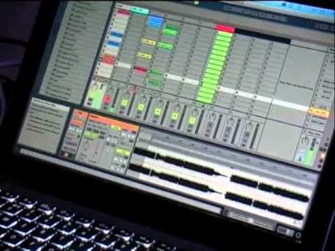 MARK HENNING LIVE @ KOALA