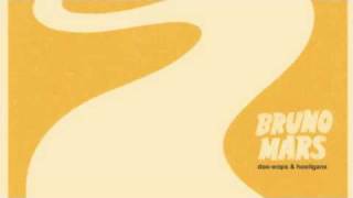 07 - Bruno Mars - Talking To The Moon - [Doo-Wops & Hooligans]