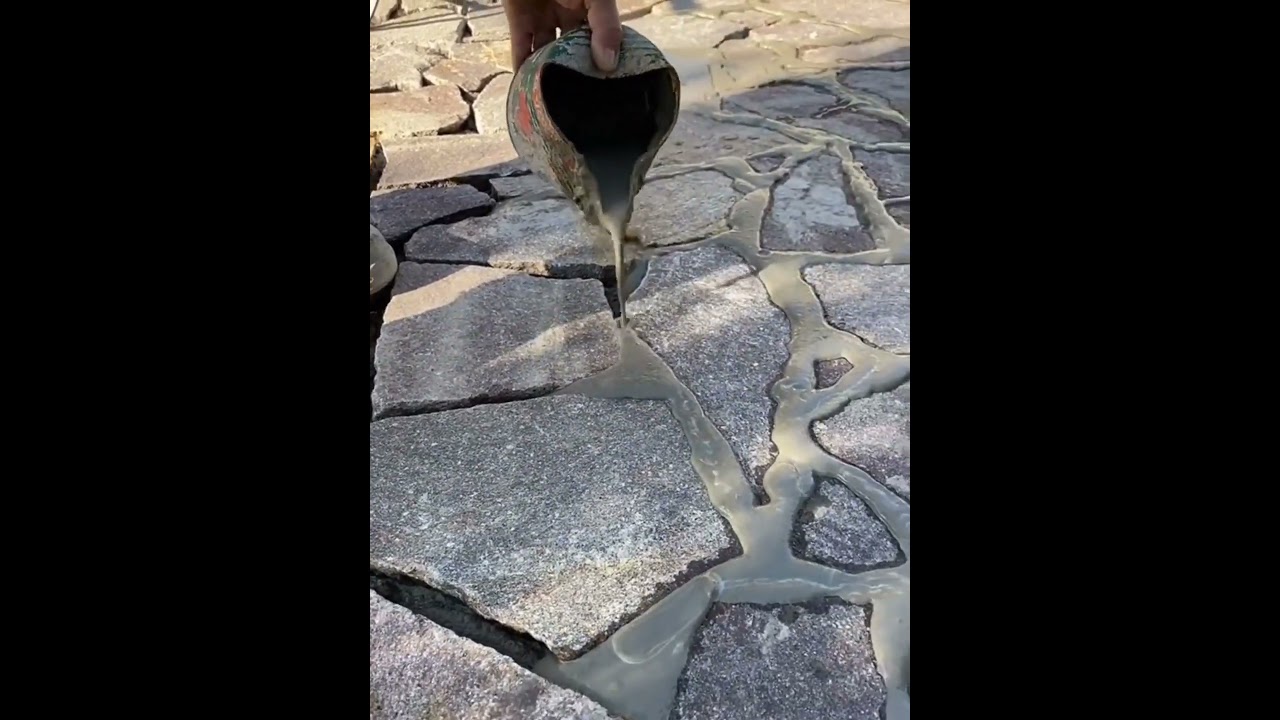 materialScraping is a more casual paving method. Different specifications and shapes of stone