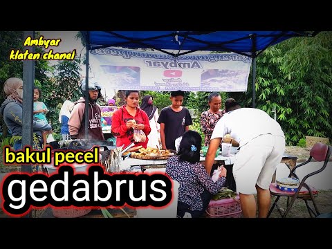 bakul-pecelpasangan-muda-yang-luar-biasa-pecel-bandang-bakulan-bandang