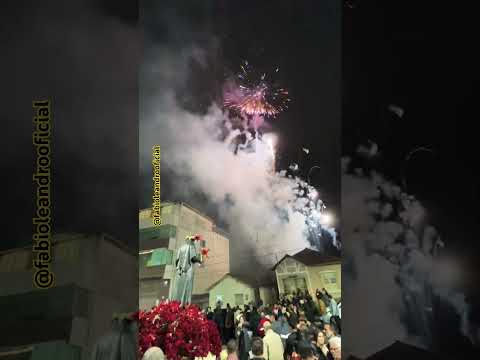 Saída da Imagem de Santa Rita de Cássia para procissão em Santa Rita de Ibitipoca MG