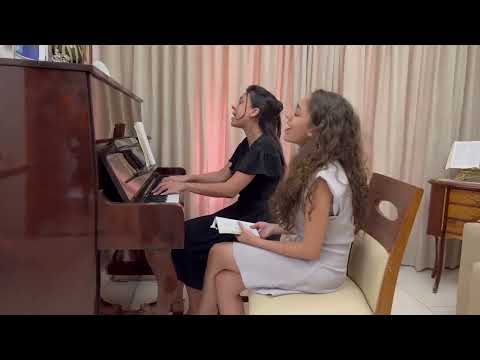 Hino 403 - Pela fé uma vez ( Ester Alcântara e Rafaela Valentin)