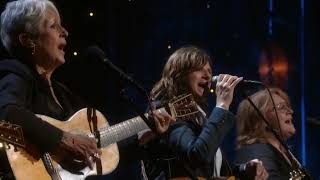 Joan Baez, Indigo Girls and Mary Chapin Carpenter | The Night They Drove Old Dixie Down.
