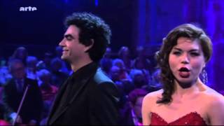 6(6) STARS VON MORGEN 8.12.13- Rolando Villazón, Olena Tokar - Brindisi (La Traviata)