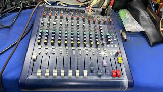 Thanh lý 1,1 trd Bàn Mixer Soundcraft MFX 8/2. LH HCMLIKE AUDIO 0937031686