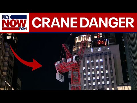 Video | Massive construction crane spins in high winds in New York City