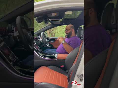 You can make the Mercedes-Benz C300d dance on your fingertips 😉 Here’s how!