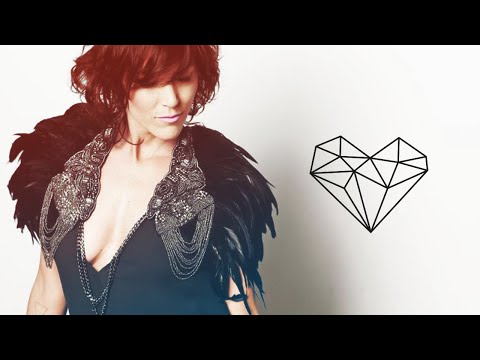 Jonnie King Ft. Francesca Lombardo - MoMy (David Hohme Remix) [Deep House / Echoe Music]