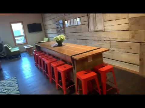 Full tour of the adventure hotel in Nelson BC Canada