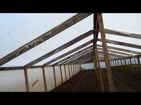 Las distintas formas de hacer un invernadero.