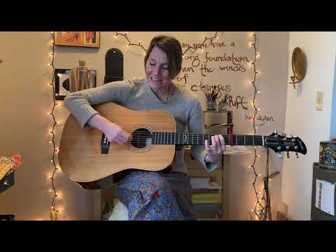 Bring a Torch, Janette, Isabella