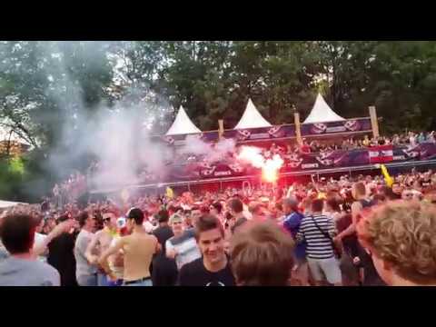 Q-Dance moshpit - Electric Love 2018