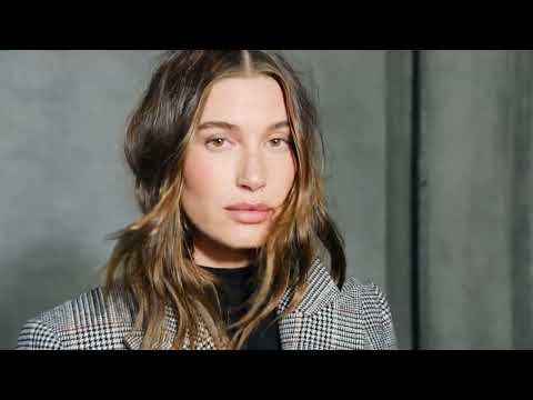 DKNY Fall 25: Hailey Bieber