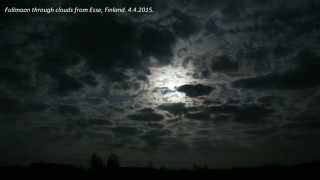 preview picture of video 'Fullmoon timelapse through clouds'