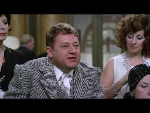 Fantozzi e il Duca Conte 😂 Il Secondo Tragico Fantozzi con Paolo Villaggio