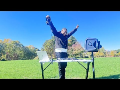 Liz Lyrics - Lewiston House Music Experience II (Live Mix)