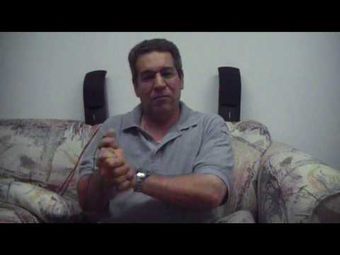 manualist plays the rolling stones - gimme shelter - on his hands!