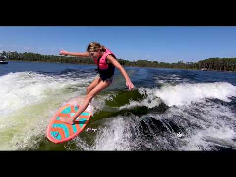 2019 O'Brien Vail Wakesurfer 2019 O'Brien V...