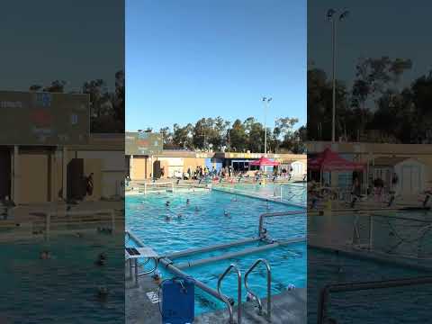 Game 1/Q1: YOLO Yellow v Trojan 