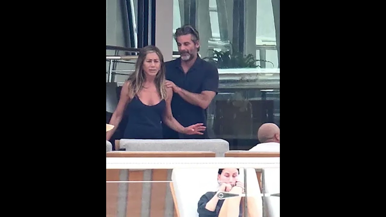 Jennifer Aniston és Jim Curtis, a hipnotizőr, mostanra megbékéltek egymással.