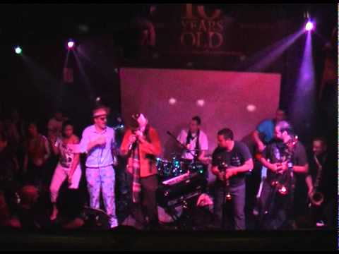 MaraQYa feat. Lou Benny - Hard Times (Live in Bitef, 12.5.2011.)