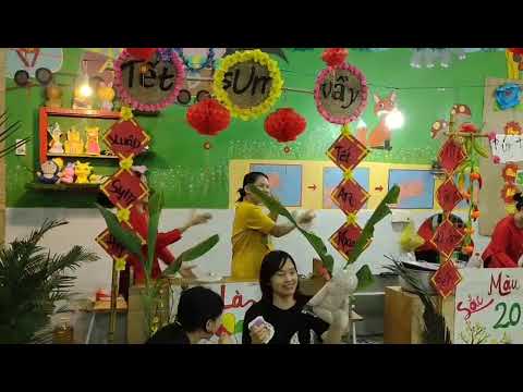 Vui hội chợ xuân 2024