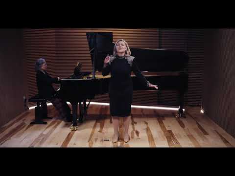 Temerari...Come Scoglio (Così fan tutte) Virginia Mims, Soprano