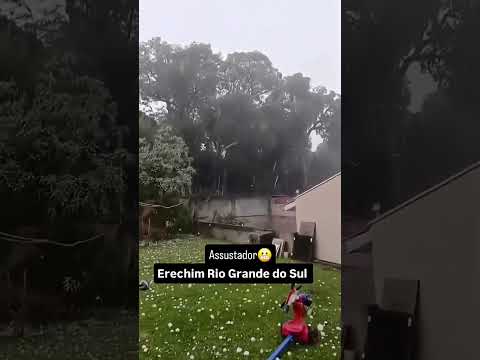 TEMPORAL com GRANIZO atinge ERECHIM no RS!