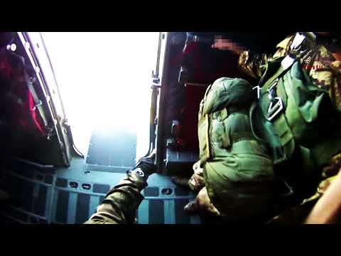 Italian Parachutists airborne assault (training) - Jump Master POV - Folgore