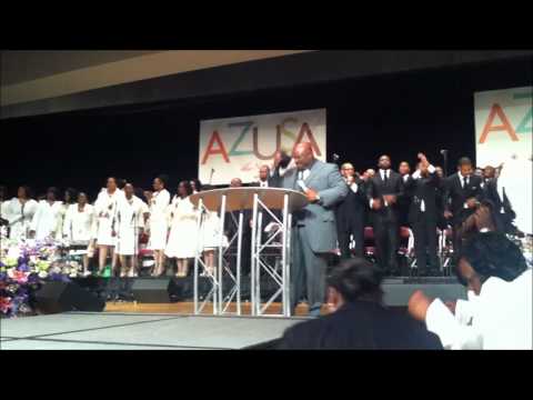 Pastor Kenneth H. Moales, Jr. at AZUSA 2012