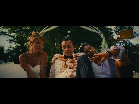 Emanuele Aloia - Singapore - PLUTONE (Official Video)