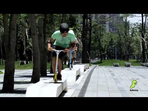 download lagu mp3 mp4 Jd Bug Stunt Scooter, download lagu Jd Bug Stunt Scooter gratis, unduh video klip Jd Bug Stunt Scooter