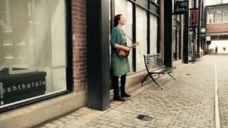 Lisa Hannigan - Passenger (Live and acoustic in Toronto)