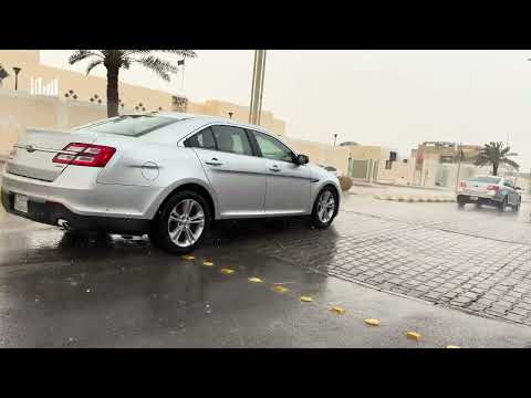 الرياض تستقبل الأمطار.. "الأرصاد" يتوقع استمرار الحالة المطرية لثلاثة أيام. أمطار متقطعة خفيفة إلى متوسطة مستمرة على العاصمة وعدد من المحافظات.. الحالة تشمل عدة مناطق مع دعوة لمتابعة التحديثات الجوية واتباع إرشادات السلامة 