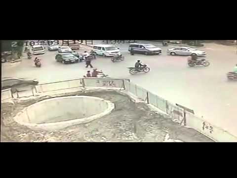 motoqueiro mais burro que ja vi  loucos na net