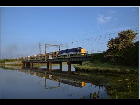 Class 37, 37425 Concrete Bob makes a noisy start away from a Signal check at Manningtree North Jct.