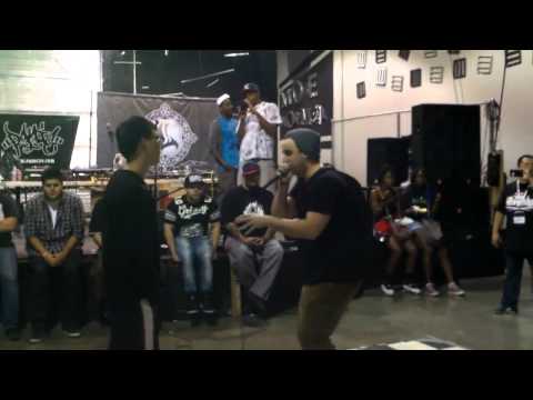 Beat Rhino Vs Mister Wobbles   Desert Warfare 2013 Beatbox Battle Semi Finals!!!