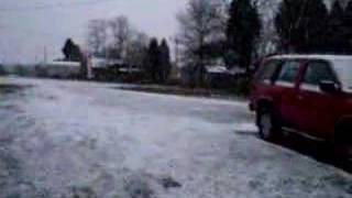 preview picture of video 'Lexington's First Snow of Winter 06-07'