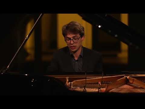 Lucas Debargue. Domenico Scarlatti Piano sonata K 141