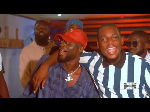 MXC feat DASHOR  - TRAVAILLER  (Official vidéo by BLADE77FILMS)