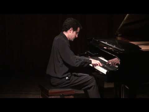 Claude Debussy - Suite Bergamasque - Clair de Lune - Andrés Peláez (piano)