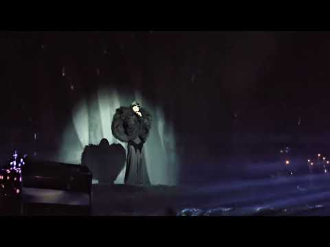 Not For Radio - Vueltas/No One Noticed. 01/05/26. Fox Theater.